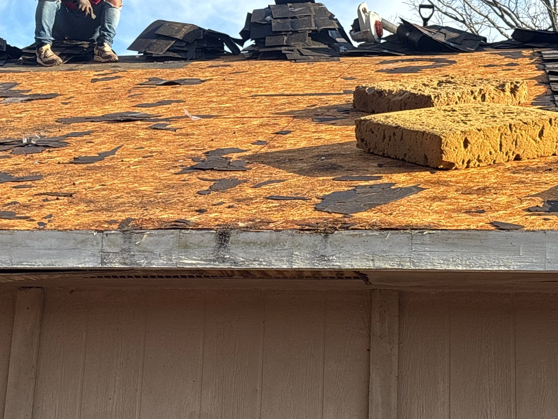 Landmark Asphalt Shingle Roof Replacement and Decking Repair in Belton by Roofers LLC