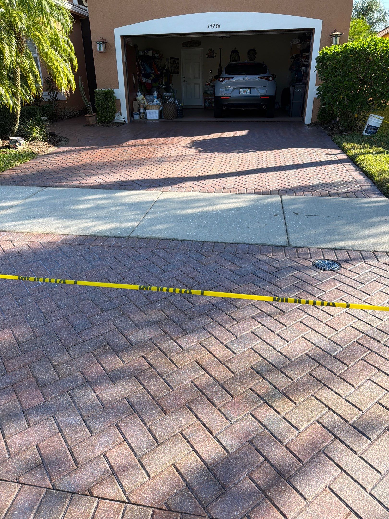 Valencia Lakes Paver Stripping and Sealing for Full Residential Property by Supreme Paver Experts