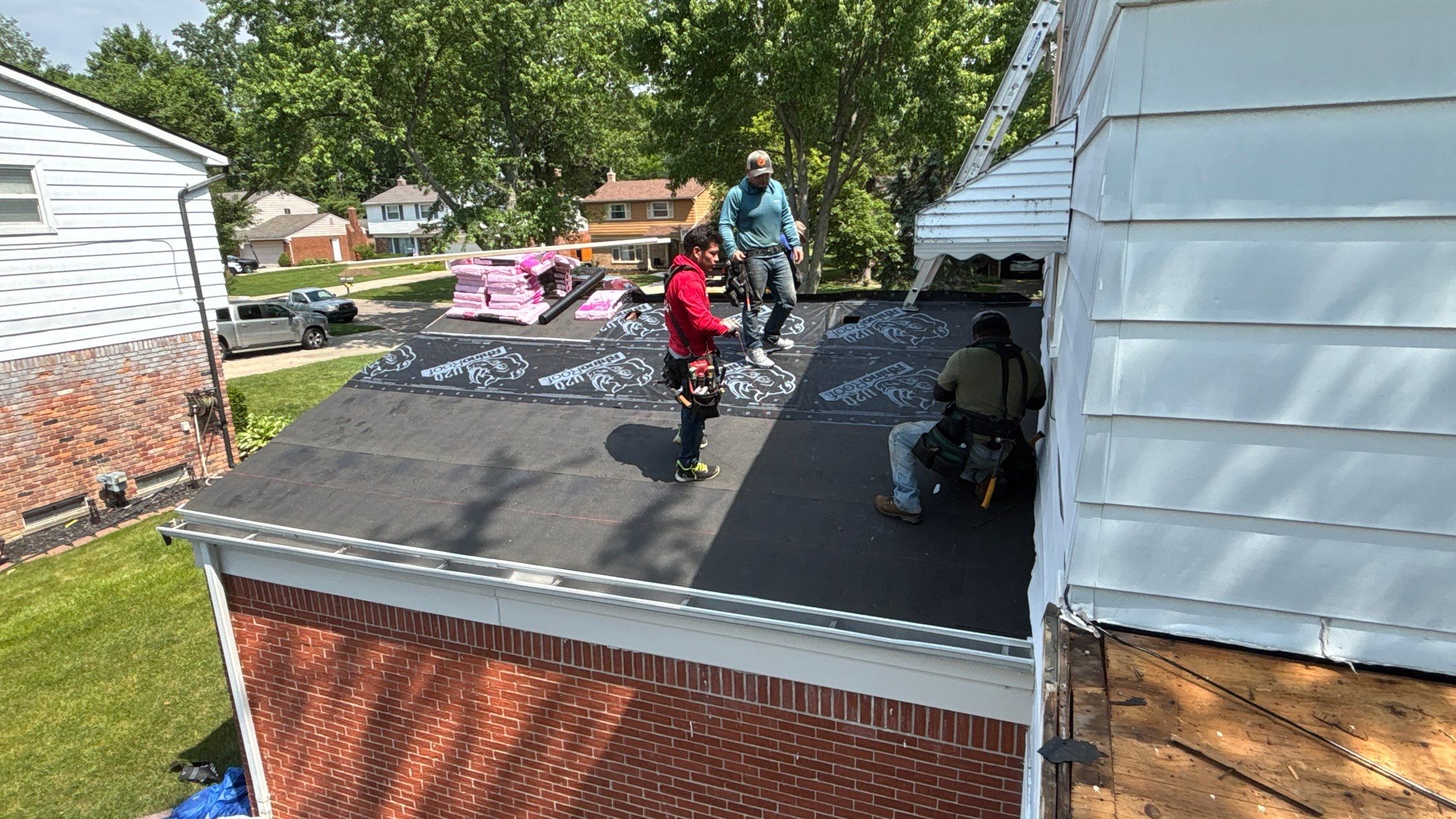 Roof Replacement using Owens Corning Brownwood by 180 Contractors
