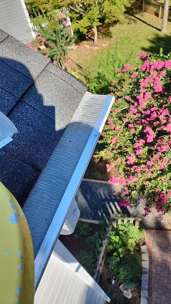 House Wash using cleaner by Power Wash Masters LLC