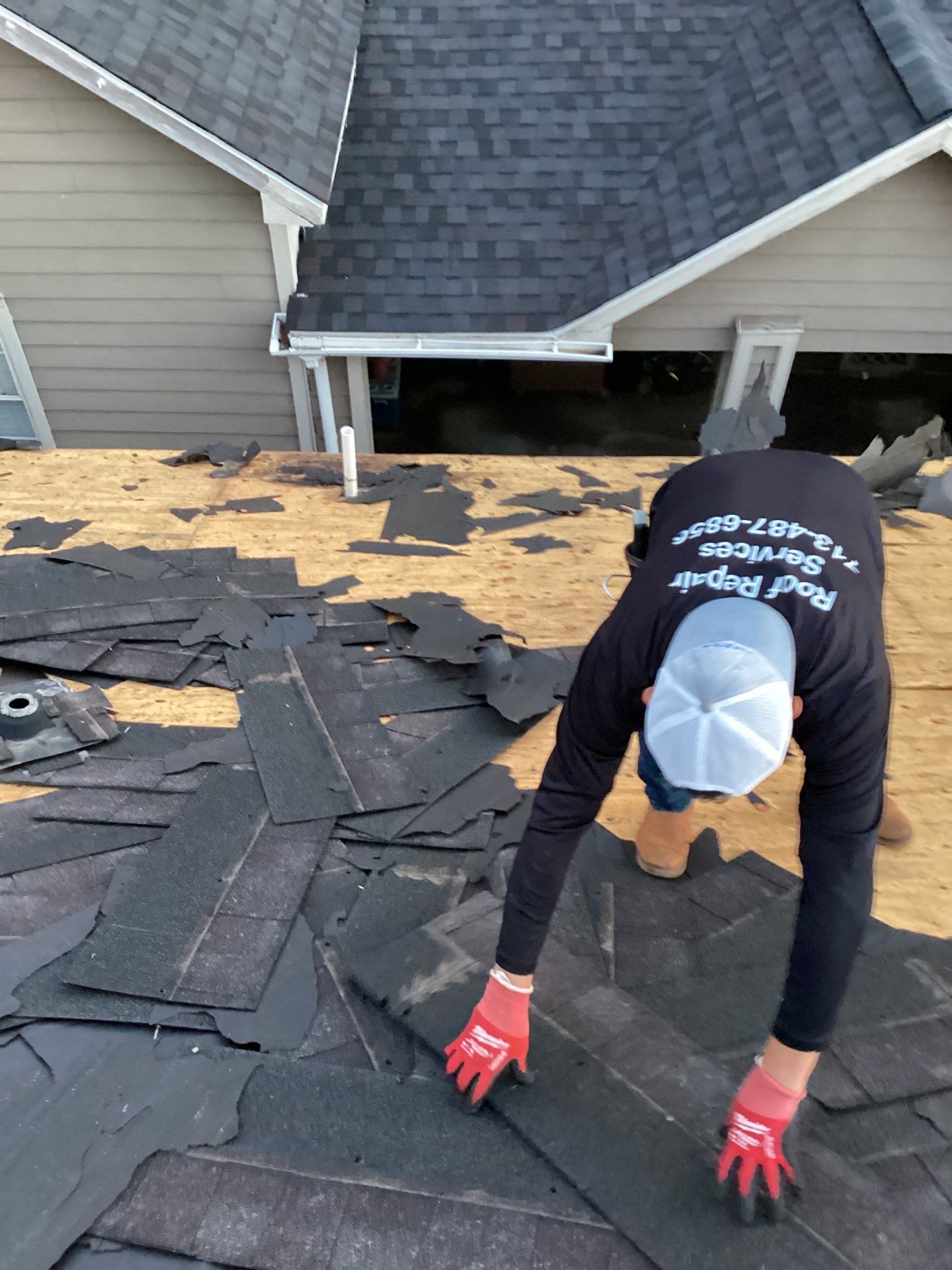 Residential Roofing Installation using Owen's Corning Duration (Lifetime) Shingles by Roof Repair Company