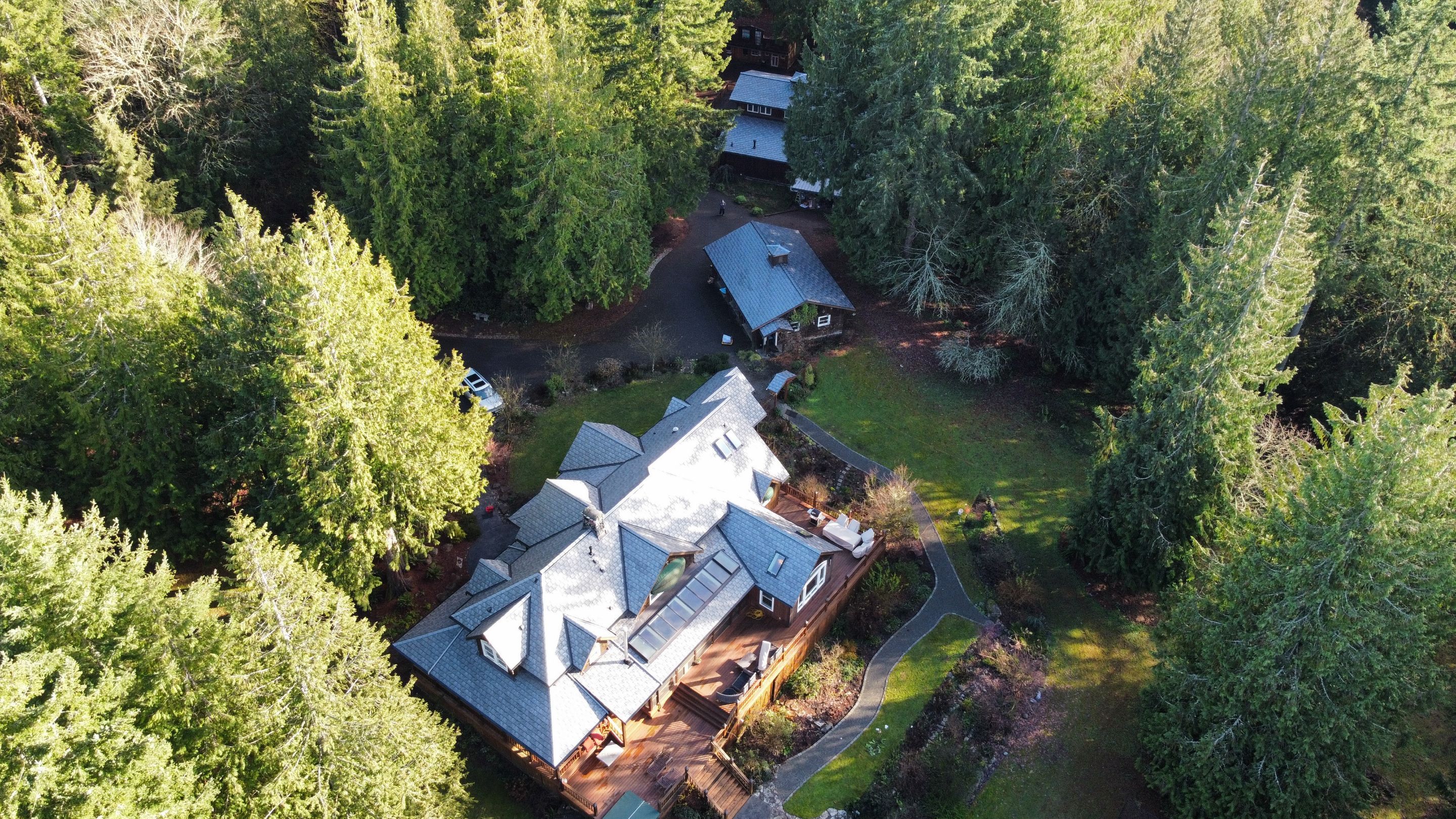 EuroShield Rubber Slate Roof using EuroShield: Rundle Slate in Woodinville by RoofSmart