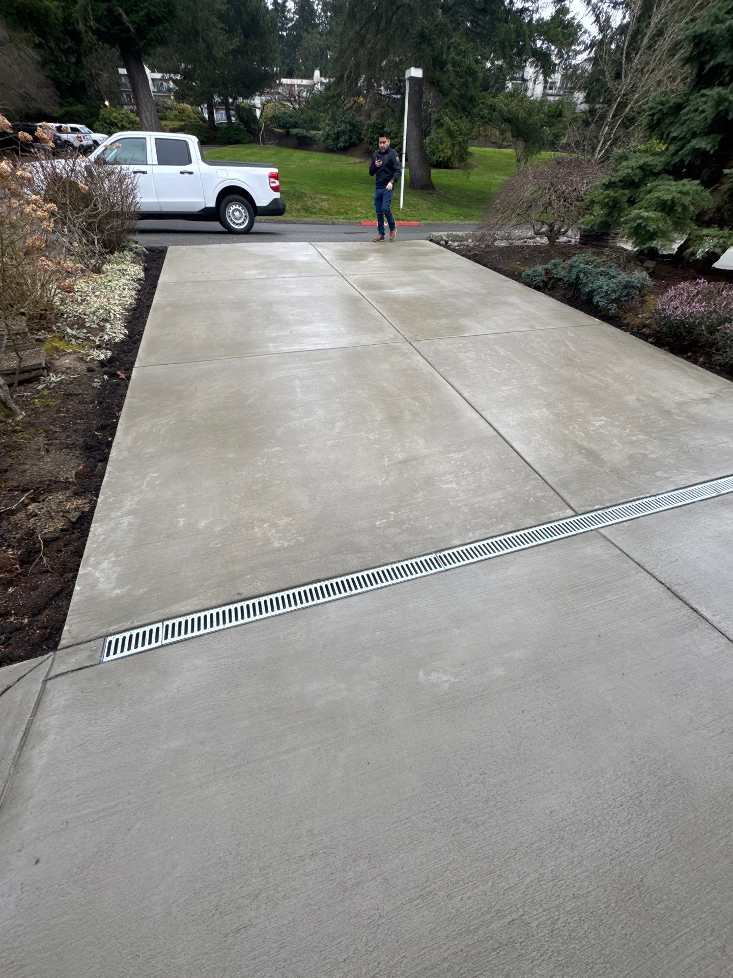 Concrete Driveway Repair | Kirkland  by Jireh Asphalt & Concrete Inc 