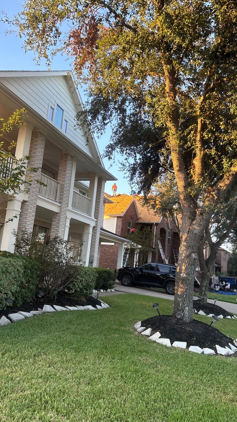 Residential Roofing Installation using Owen's Corning Duration (Lifetime) Shingles by Roof Repair Company