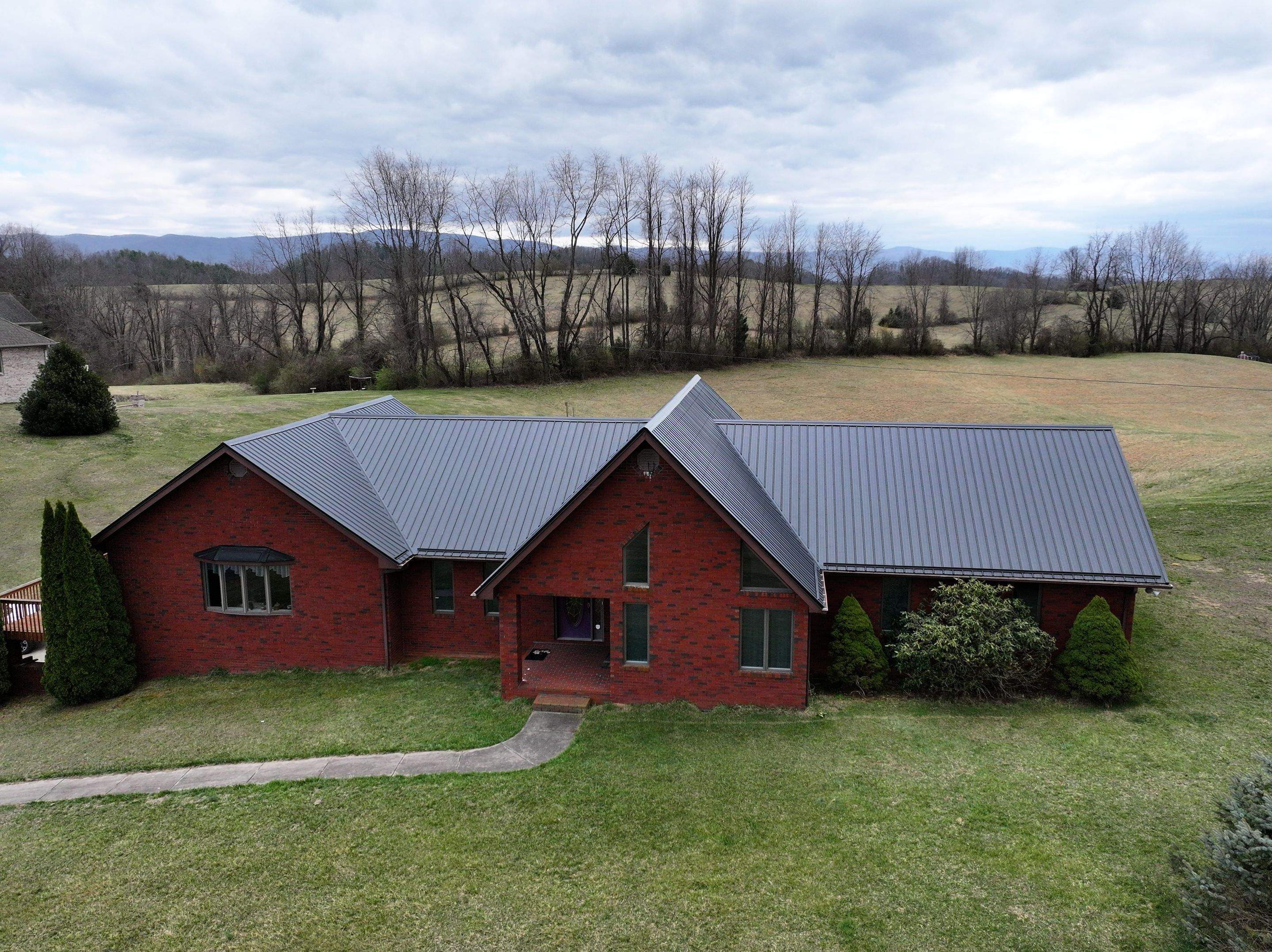 Black Frost 26 Gauge by Omnia Roofing