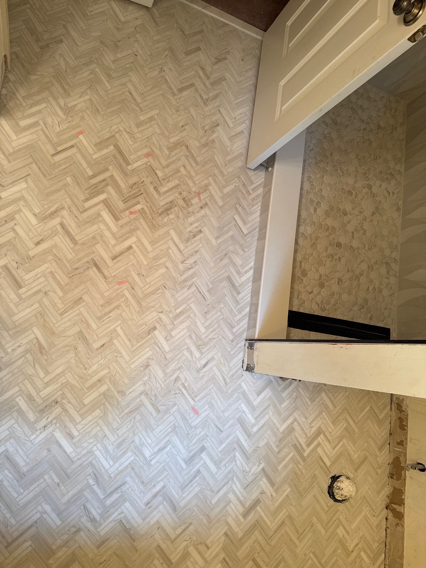 Guest bathroom renovation by Prudencio