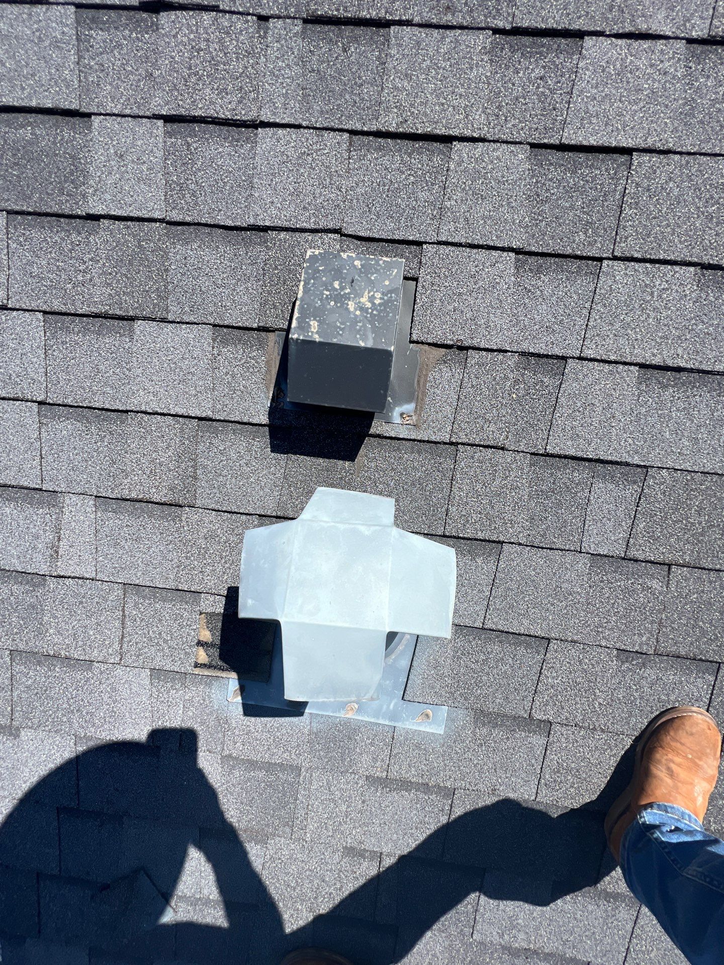 Hail Damage using Owen's Corning Duration (Lifetime) Shingles by Roof Repair Company