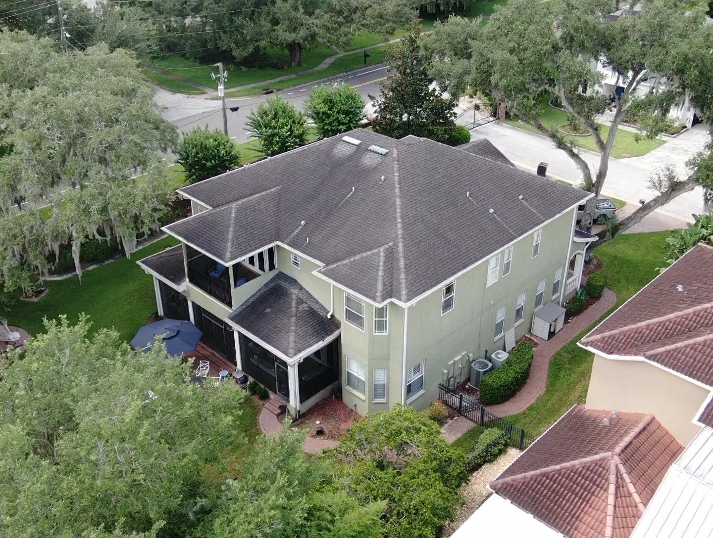 Roof Replacement in Terrace Oaks Court by Steadfast Roofing 