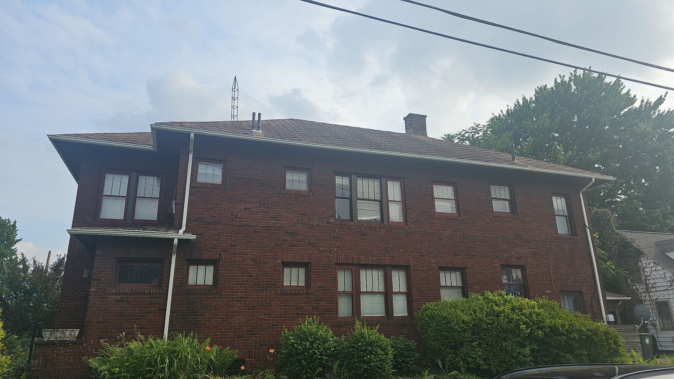 ATLAS PINNACLE COLOR: MORNING HARVEST DRIP EDGE: MUSKET BROWN by Eagle Eye Roofing