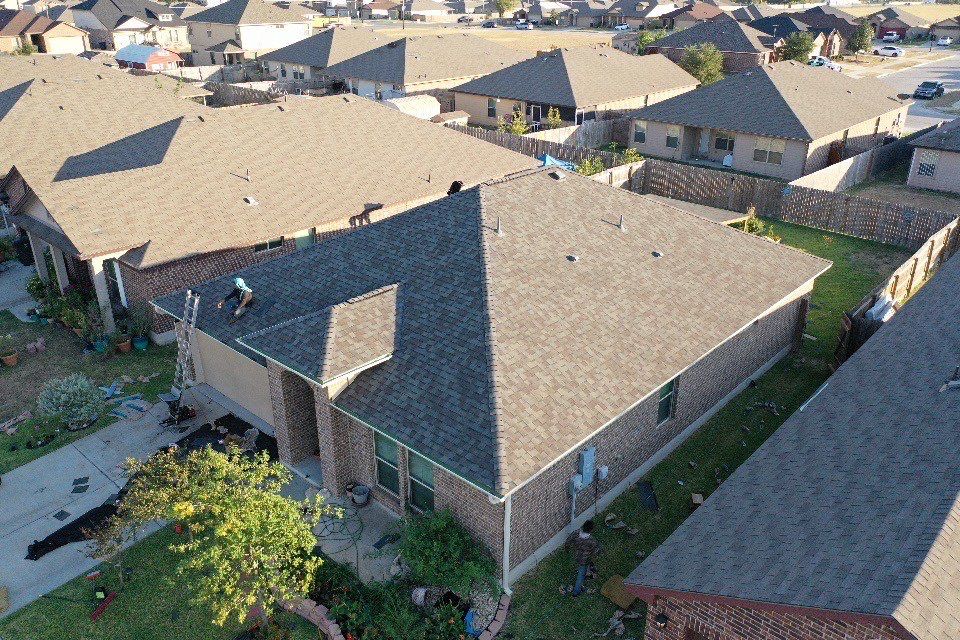 Killeen, TX - Roof installation and fence staining by DT Roofing - Seth Wells