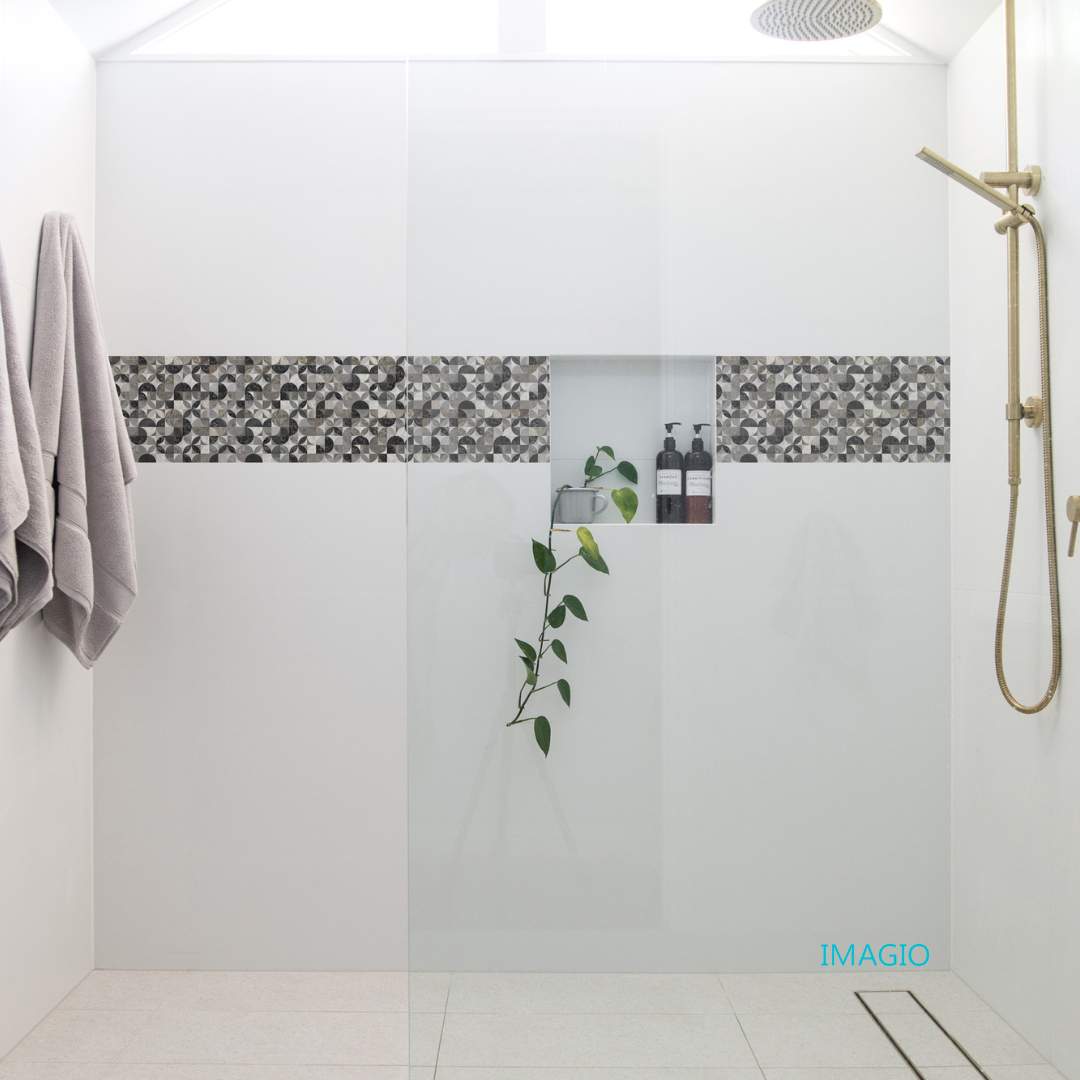 Bathroom Remodel using IMAGIO Glass Shower Wall & Accents by IMAGIO