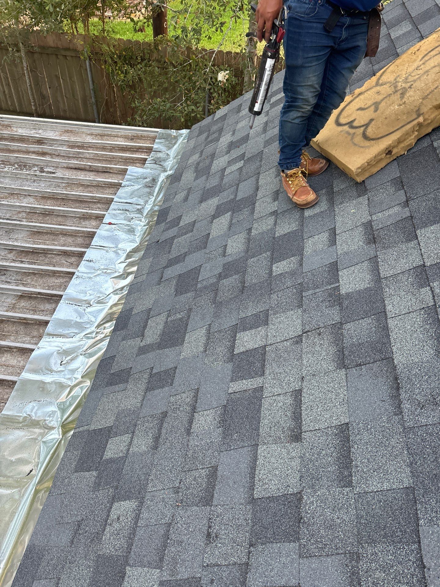 Residential Roofing Installation using Owen's Corning Duration (Lifetime) Shingles by Roof Repair Company