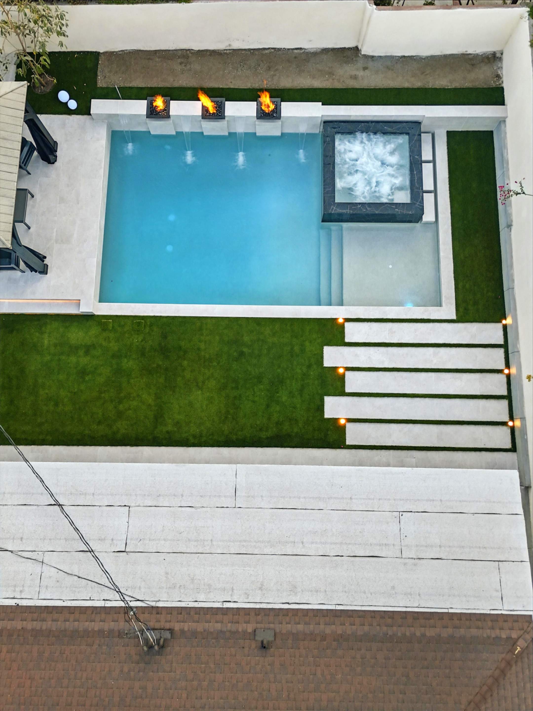 Paso Robles Pool & Spa, & Backyard by Lax Home Inc 