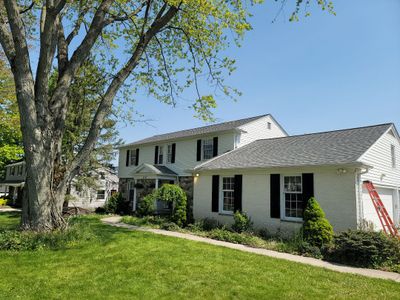 ATLAS PINNACLE COLOR: SUMMER STORM DRIP EDGE: WHITE