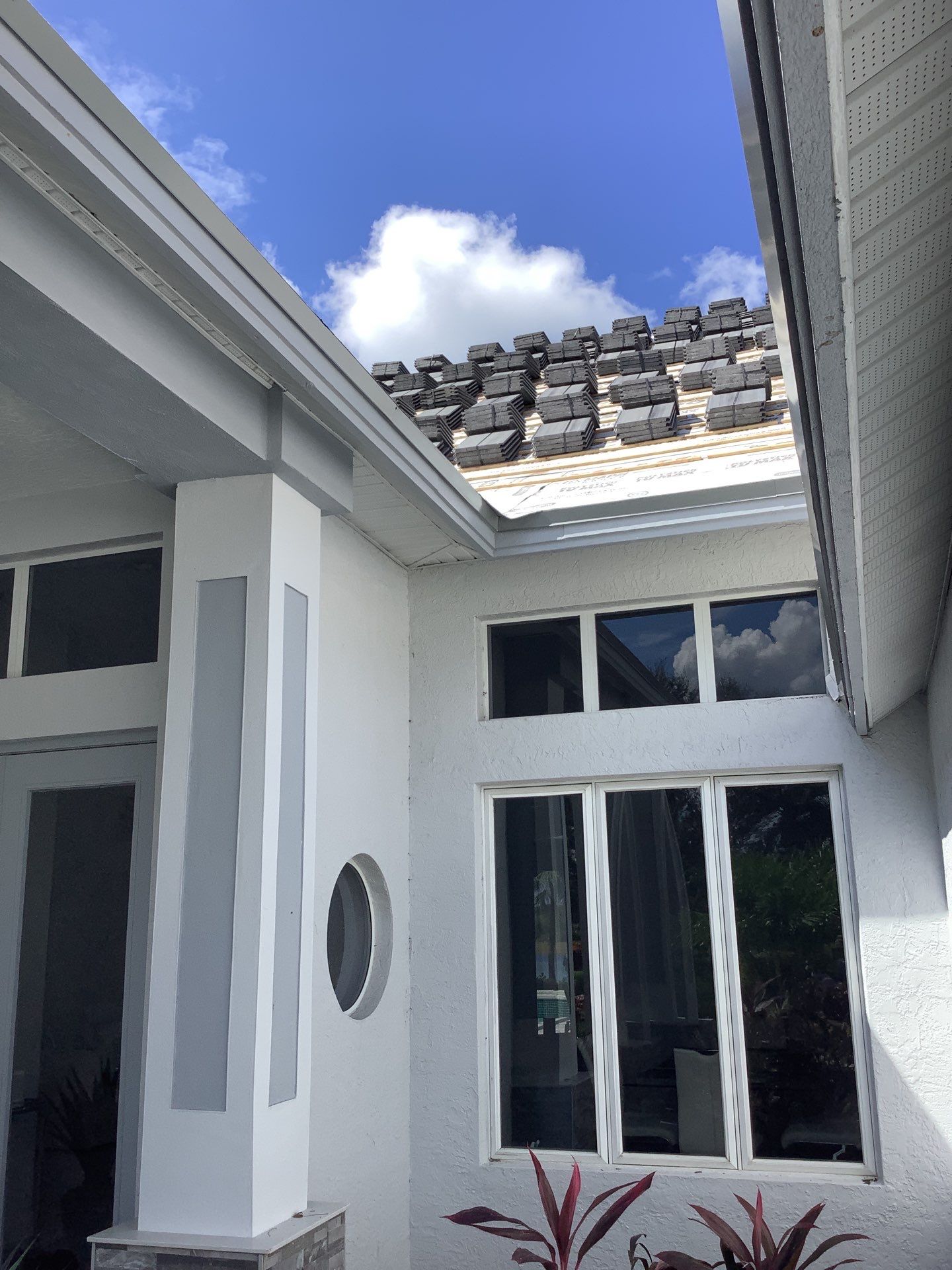7-Inch Seamless Gutters Installation for Heavy Rain in Bonita Springs FL by Gutter Professors