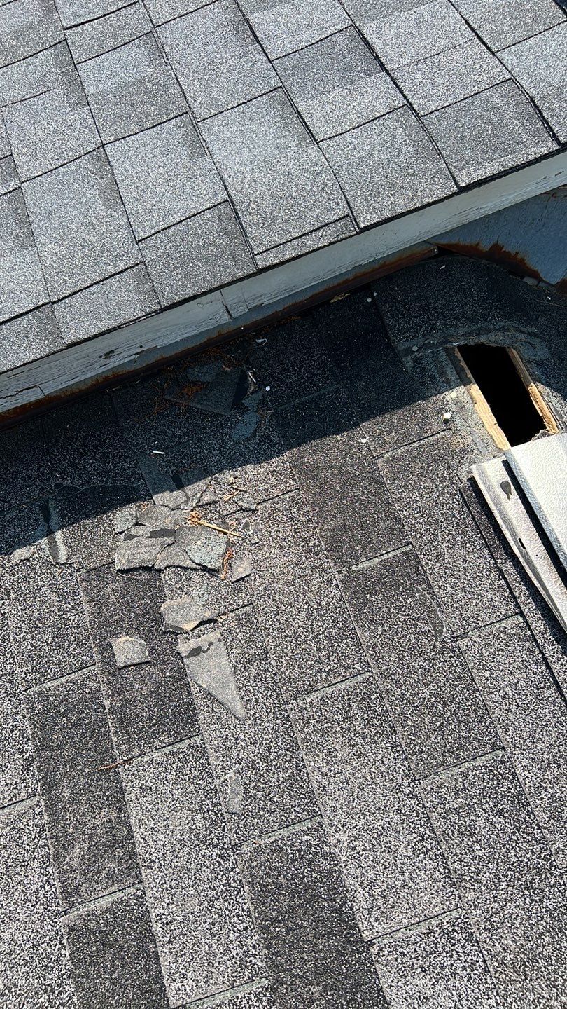 Reston: CertainTeed Landmark Pro Architectural Shingles in Max Def Moire Black by RM Banning, Inc.