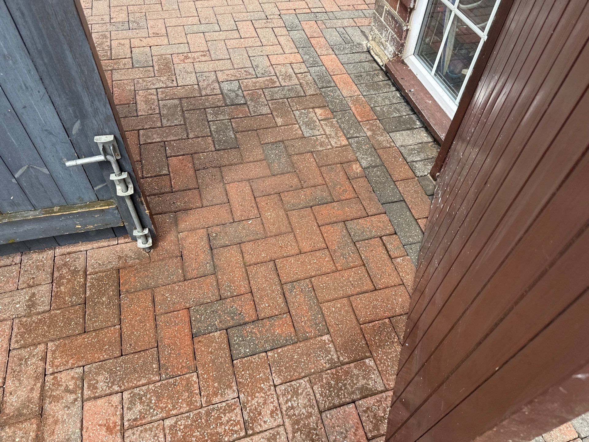 Driveway And Patio Clean using Honda 21lt High Pressure Machine by Ges Exterior Cleaning ltd