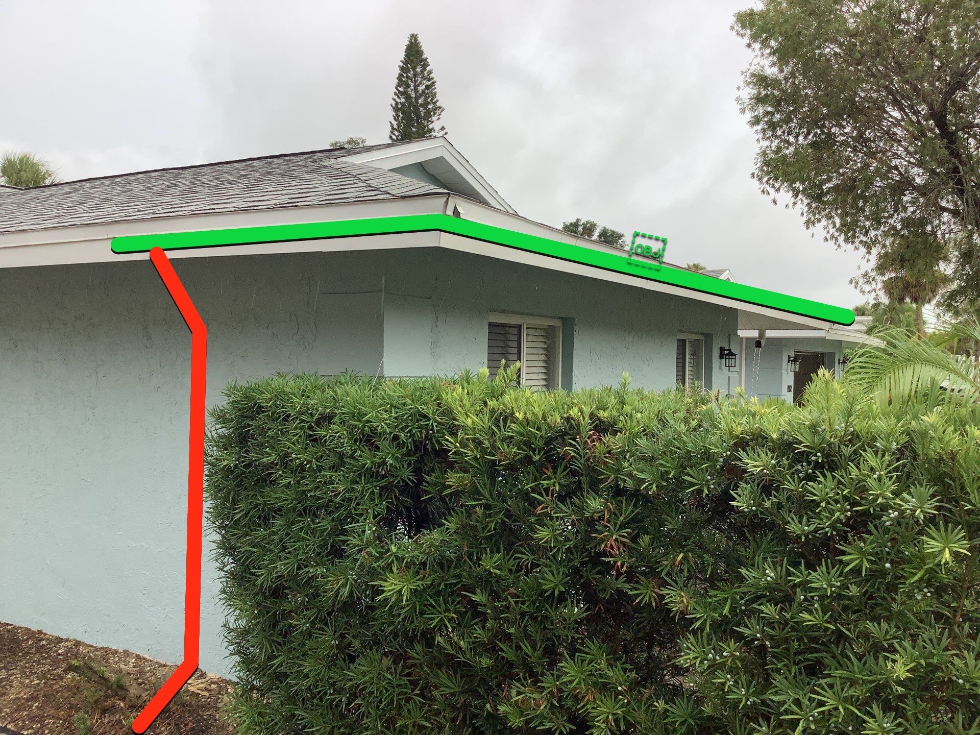Aluminum Seamless Gutters using White Seamless Gutters in Sarasota FL by Gutter Professors