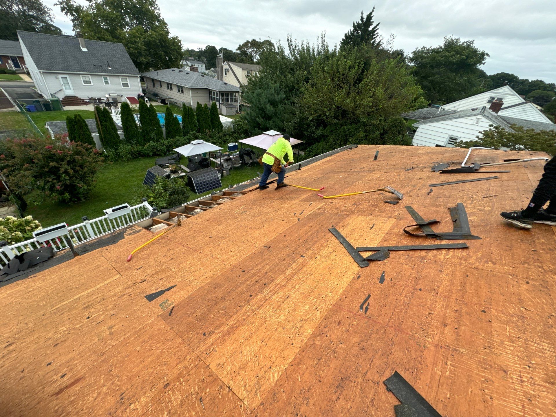Weathered Wood Shingles by Reimagine Roofing