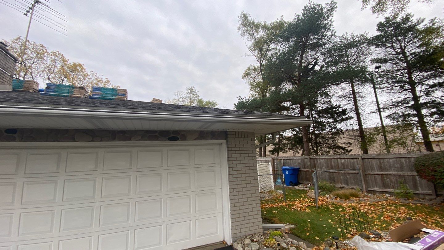 Roof Replacement using CertainTeed Landmark by 180 Contractors