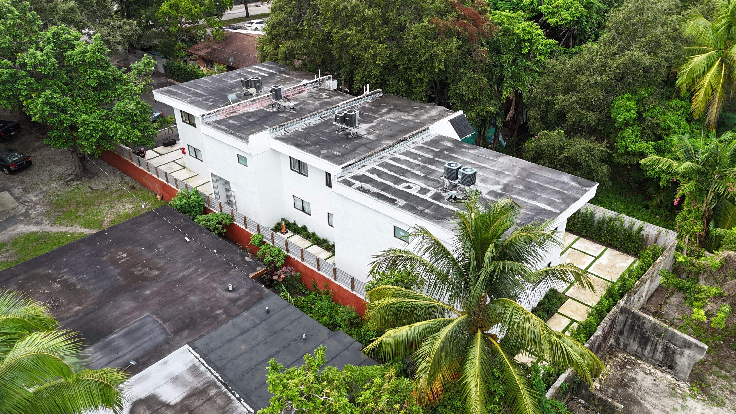 4400 NW 1 AVE LLC by Souffront Construction & Engineering