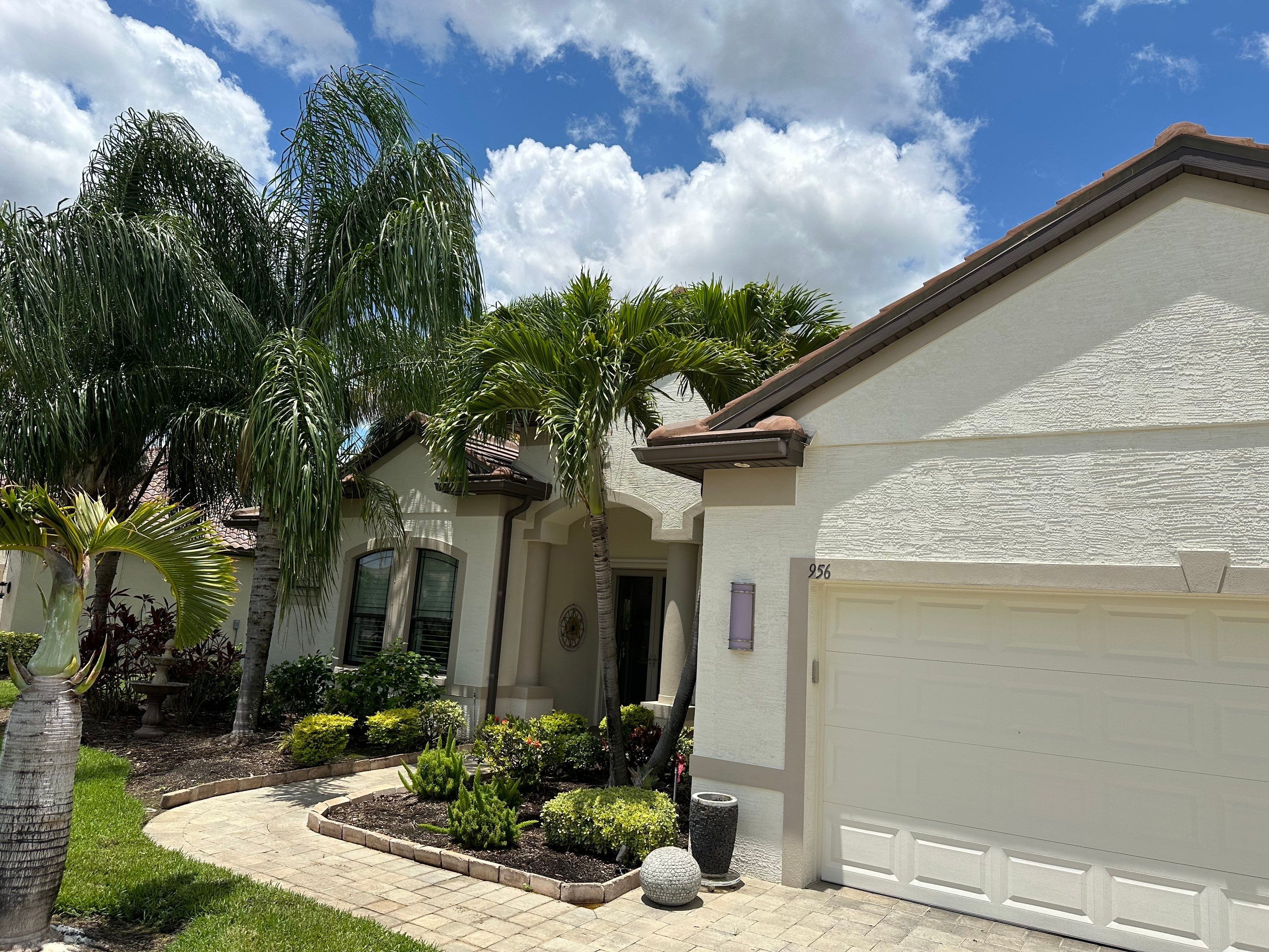 Flat Tile Roof Cleaning, House Wash & Sidewalk Cleaning in Enclave at Country Meadows, Bradenton, FL | Sunshine AquaWash by Sunshine AquaWash