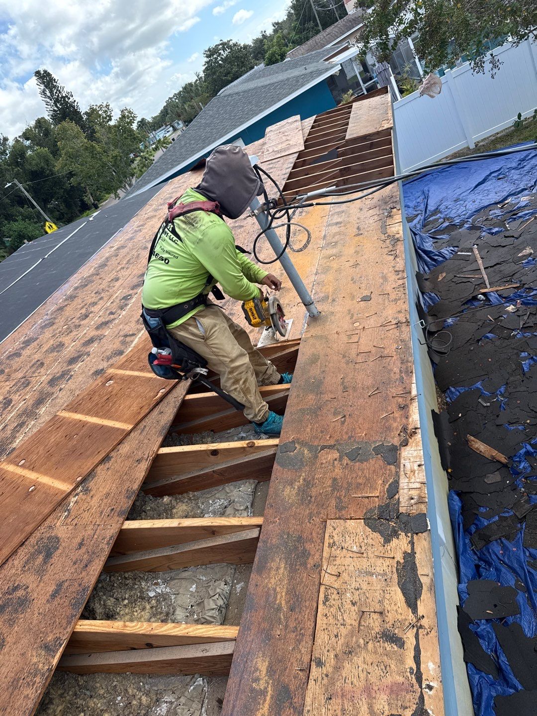 Project in St. Petersburg 33710 by Mitchell Roofing Company LLC