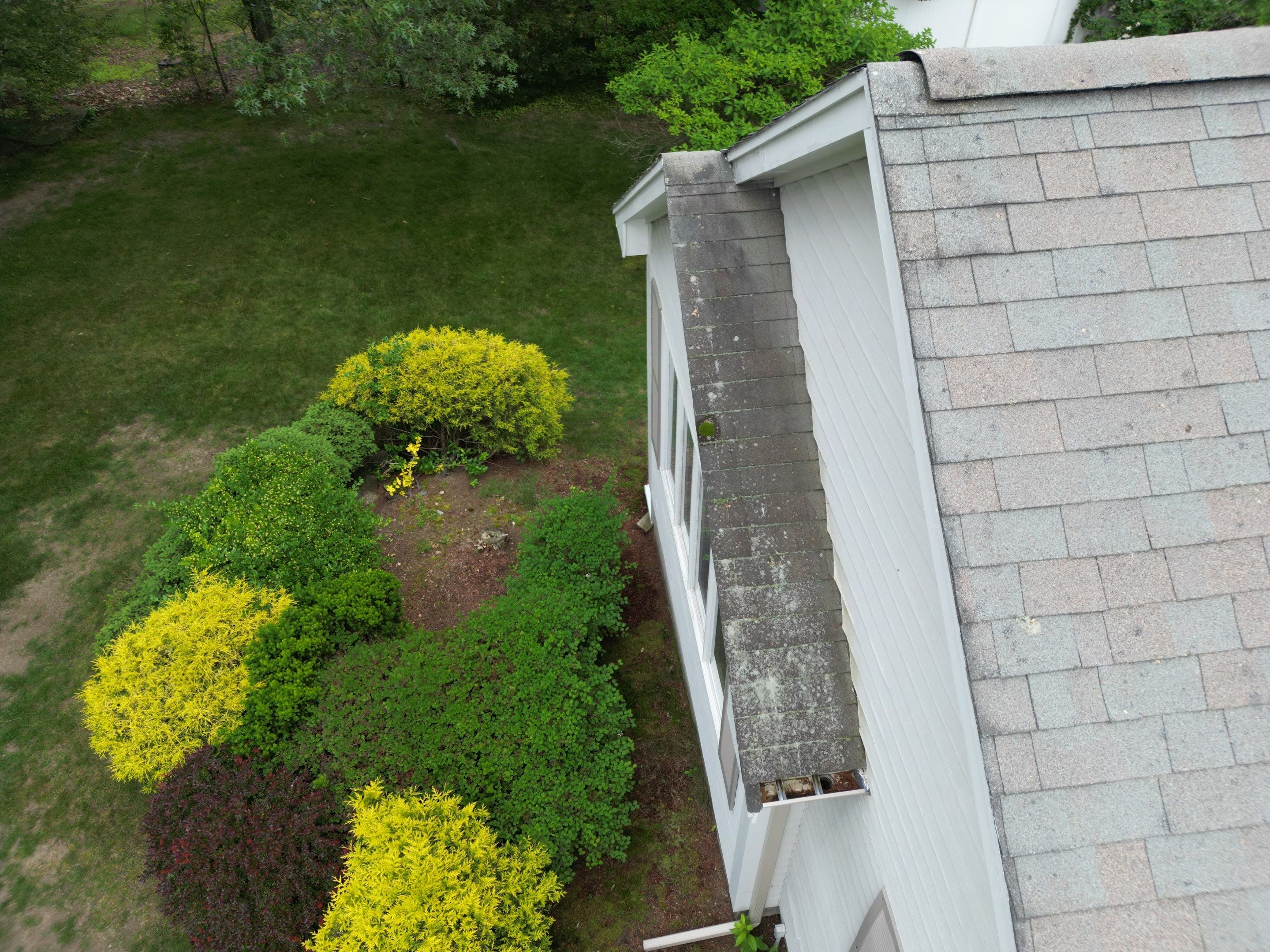 Asphalt Shingle Roof Replacement | Billerica, MA by Mighty Dog Roofing of Greater Middlesex County
