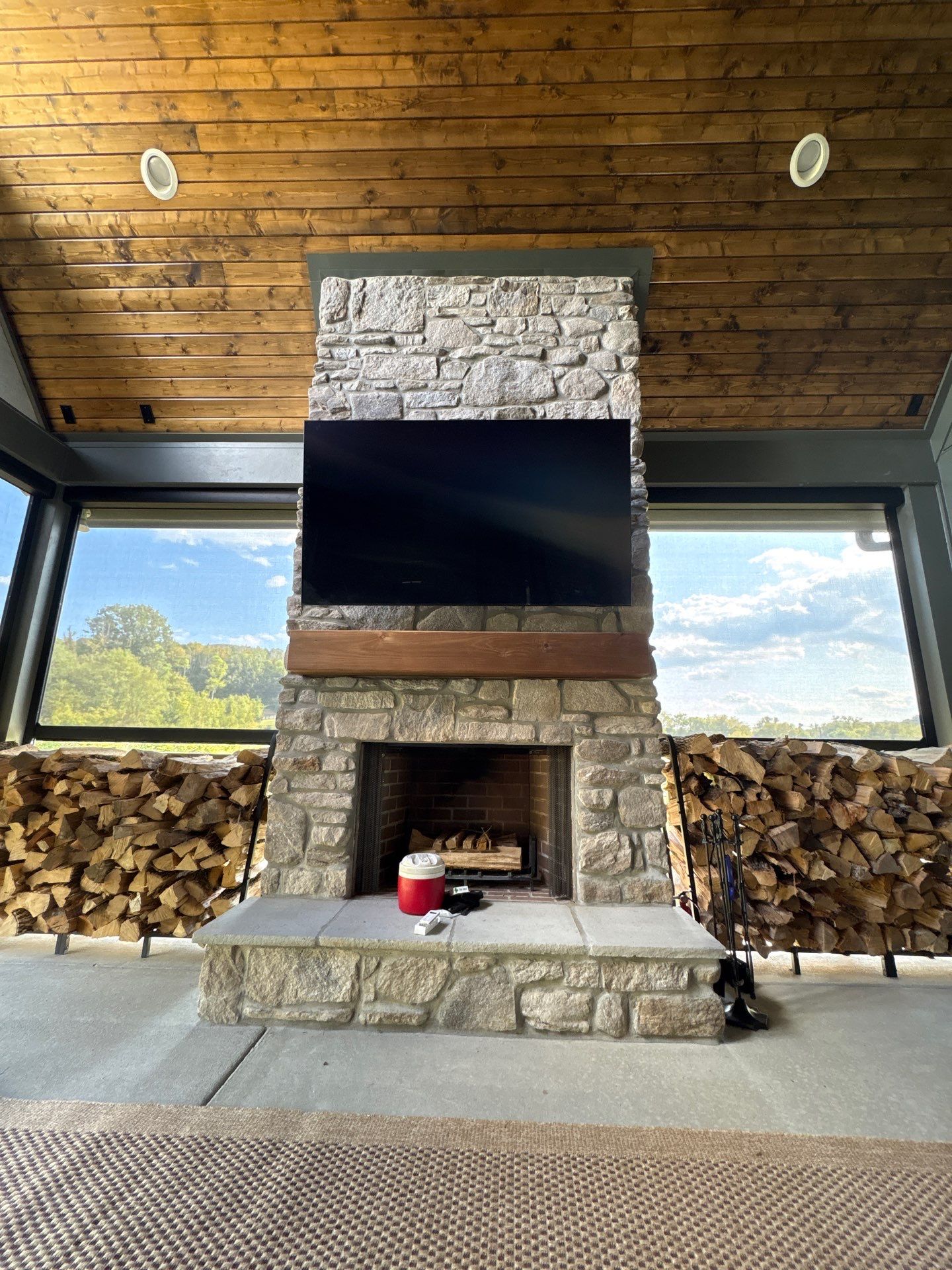 95% Screens in Bond Mill Springs by Tennessee Shade Company