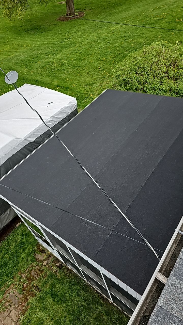 ATLAS PINNACLE COLOR: SUMMER STORM DRIP EDGE: WHITE by Eagle Eye Roofing