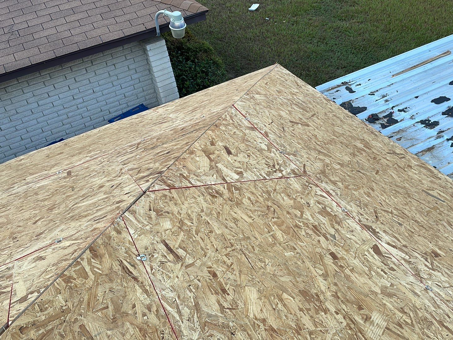 Residential Roofing Installation using Owen's Corning Duration (Lifetime) Shingles by Roof Repair Company