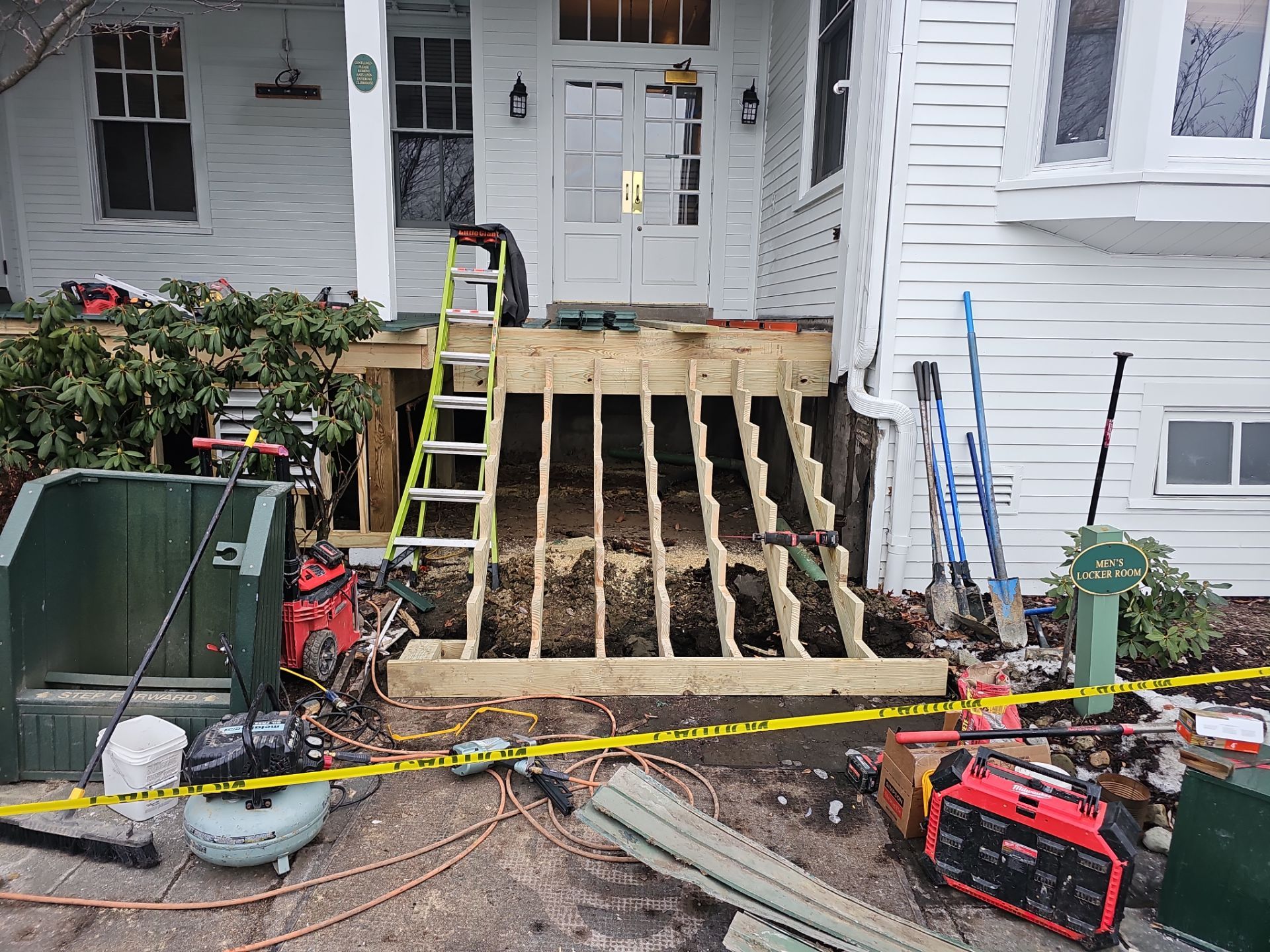 Oakmont Country Club Deck Build by Cousins Roofing Siding & Decks