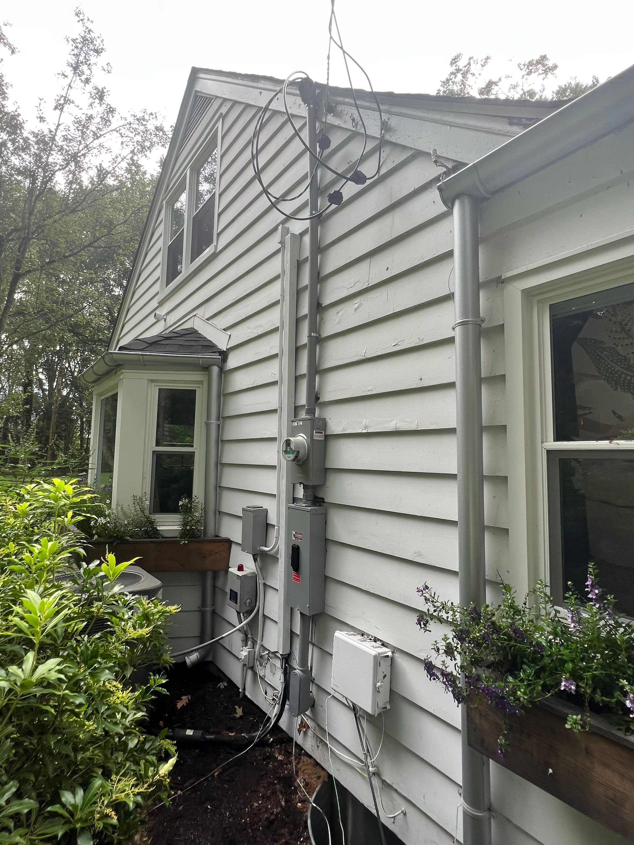 200A Service Installation by Staybright Electric