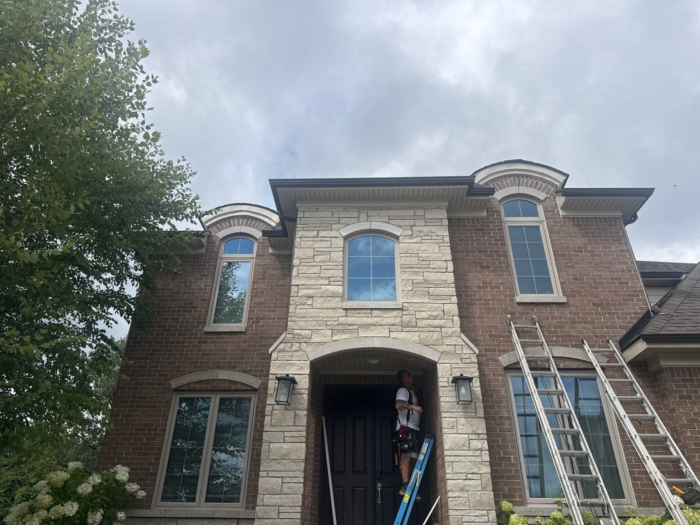 Siding Replacement using Alside S7 Cedar Mill Grain Composite by 180 Contractors