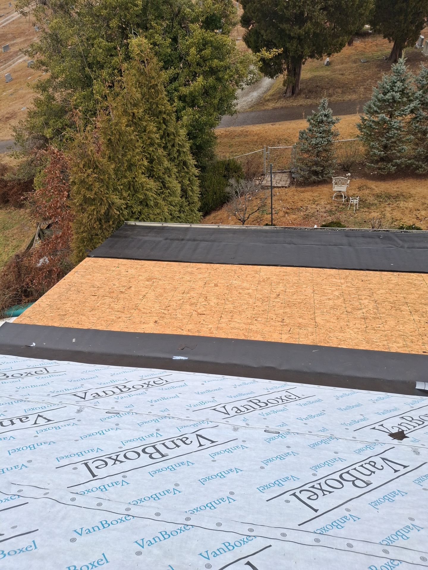 Residential Roofing Installation using GAF Timberline HDZ Charcoal by Rainstoppers Roofing