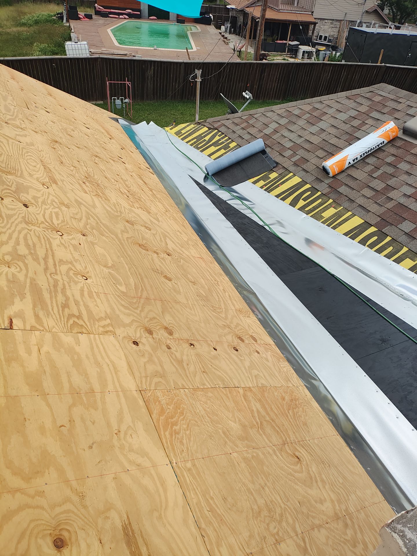Patio Cathedral by Bayfront Roofing and Construction