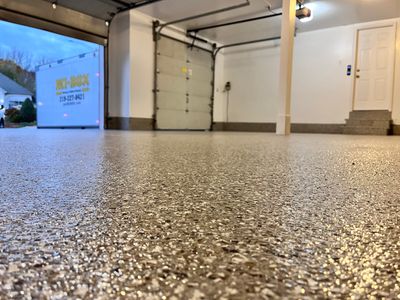 Creekbed Flake Garage Floor