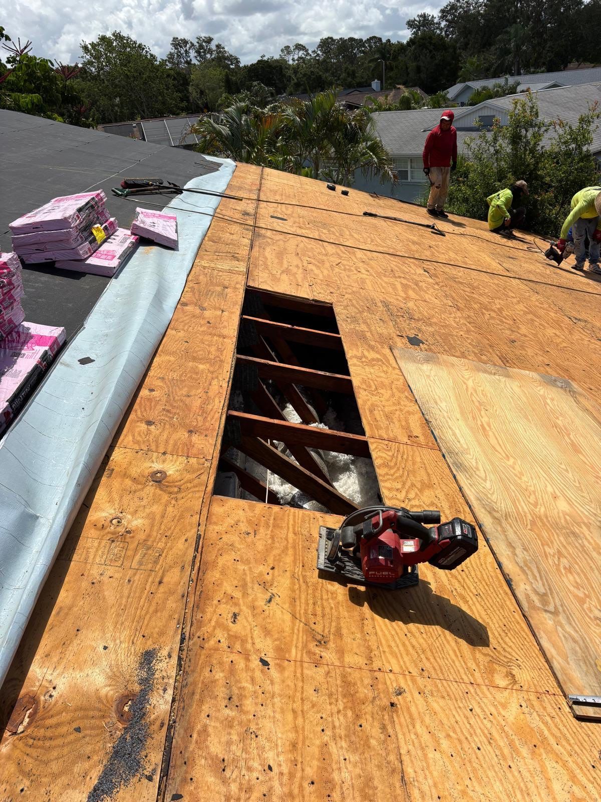 Project in Largo 33774 by Mitchell Roofing Company LLC 