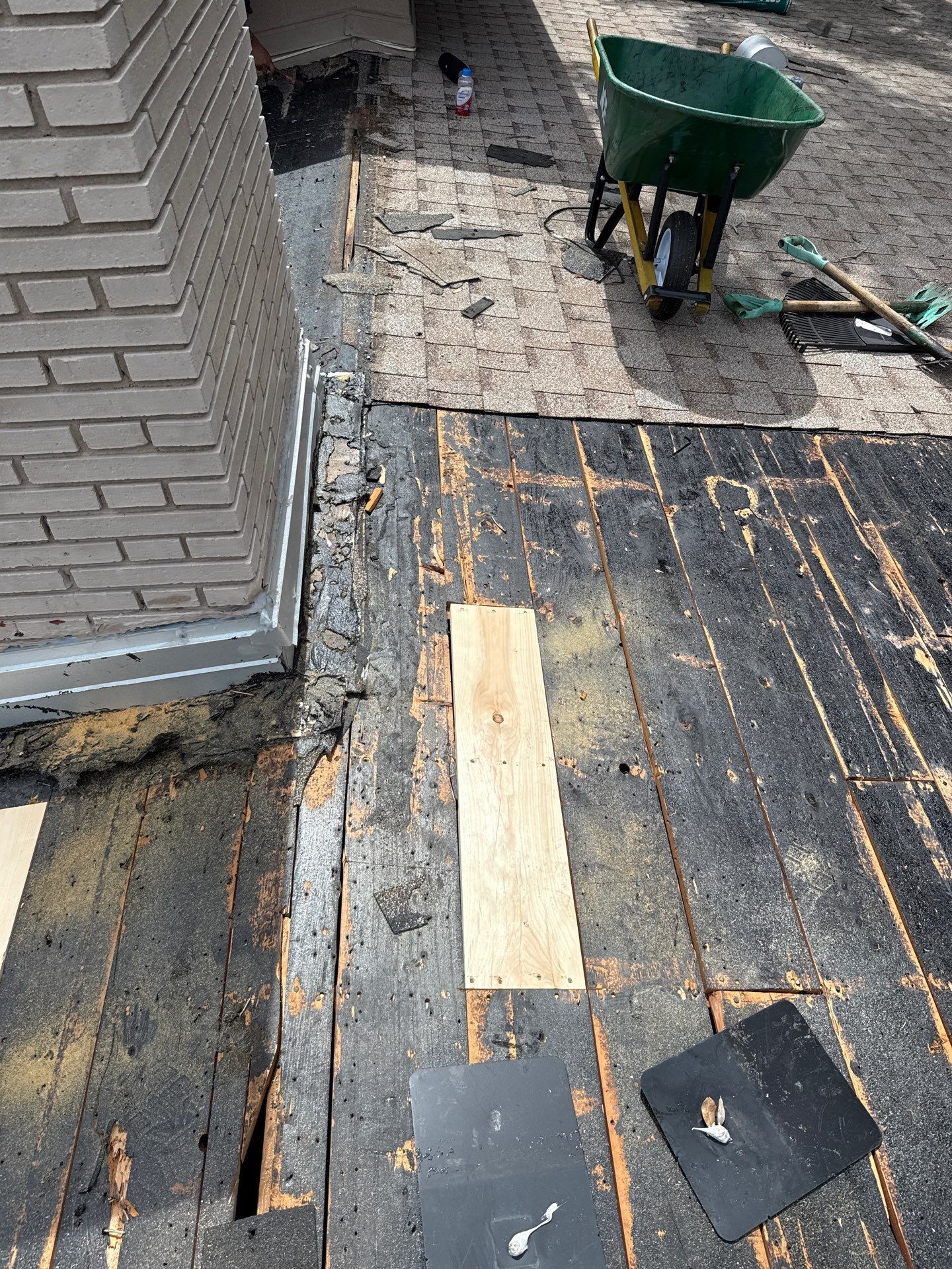 Project in St. Petersburg 33710 by Mitchell Roofing Company LLC 