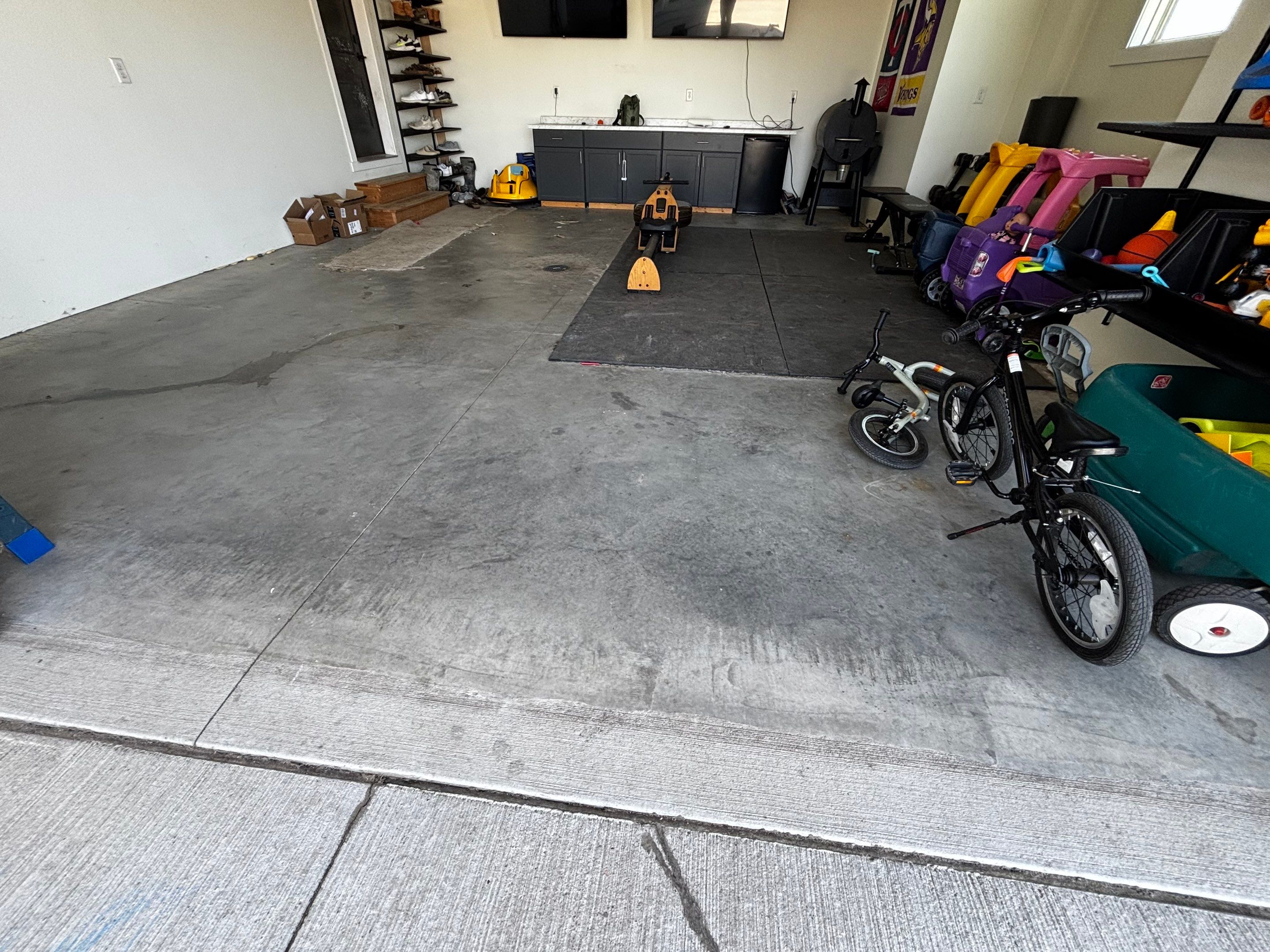 Dell Rapids Multi-Car Garage Concrete Floor Coating and Repair by Select Painting, Coatings & Garage Cabinets