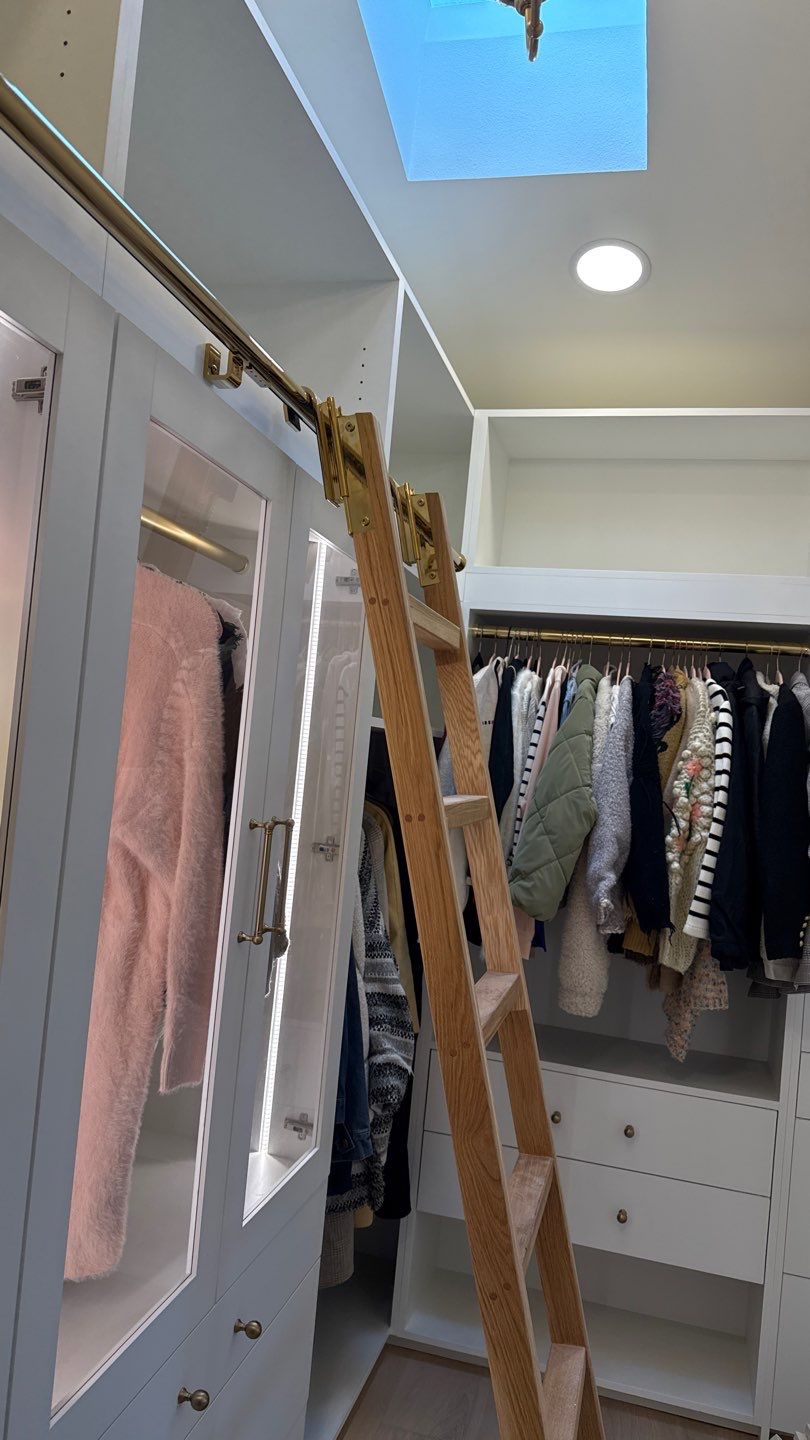 Project in Redmond by Italian Custom Cabinets