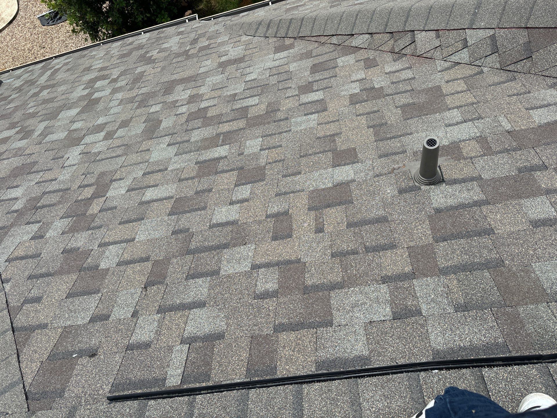 Residential Roofing Installation using Owen's Corning Duration (Lifetime) Shingles by Roof Repair Company