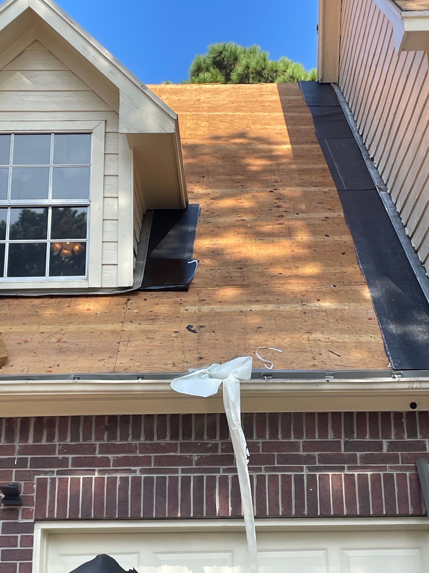 Roof Installation Houston by Roof Repair Company