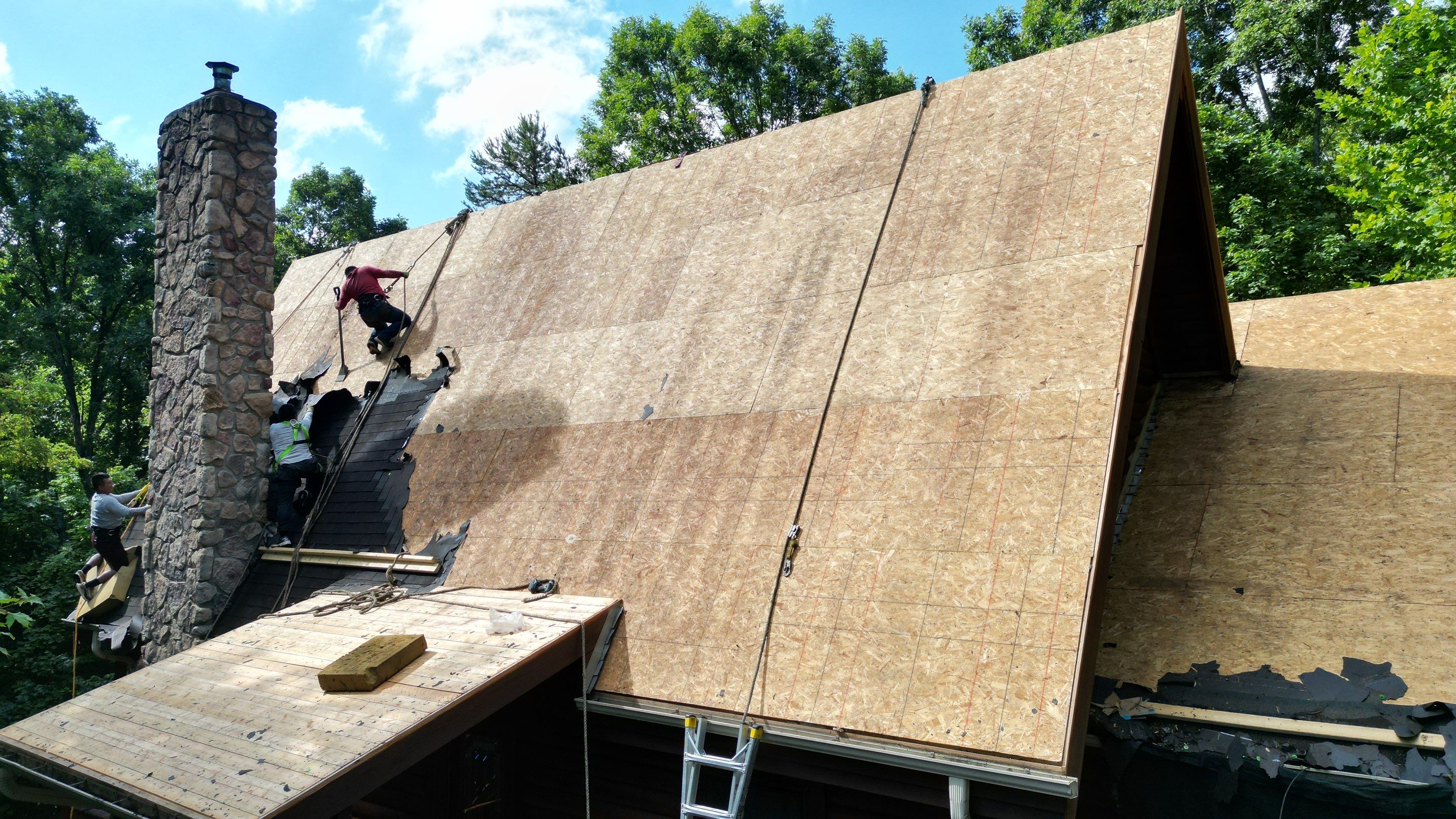 Residential Roofing Installation using Timberline HDZ Shingles - Charcoal by RoofX 