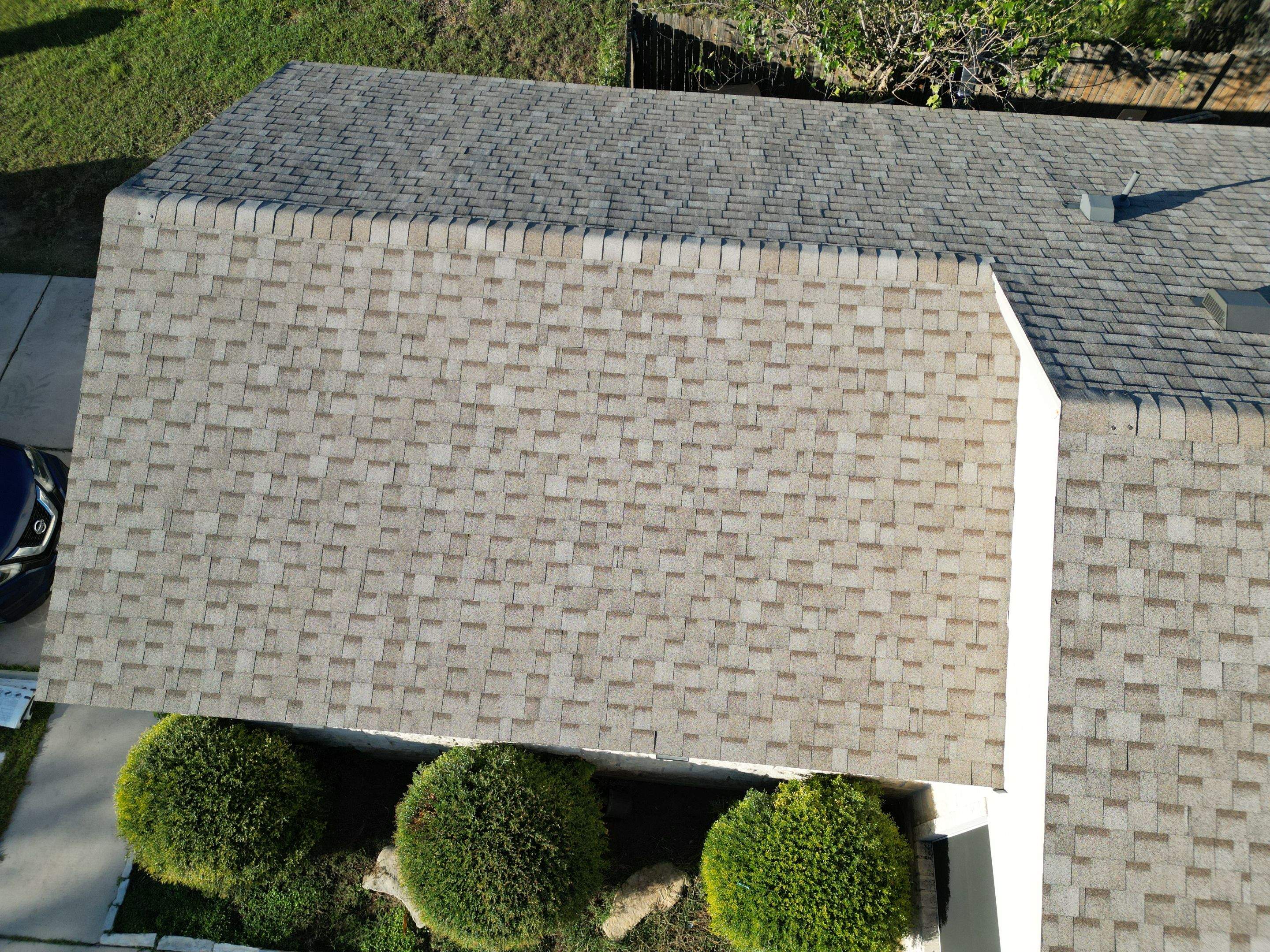 Beachwood - Iko Cambridge by RoofsOnly.com