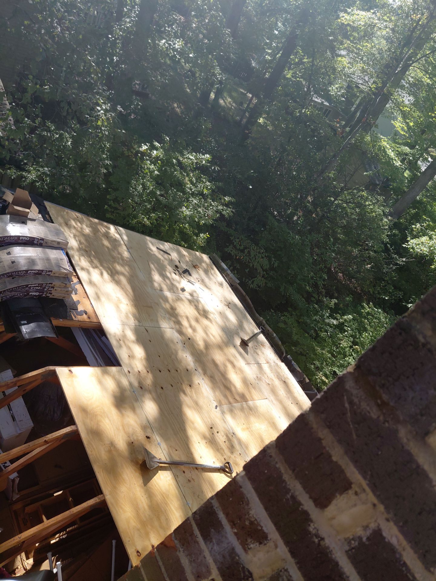 Springfield : Residential Roof Replacement with CertainTeed Landmark Pro in Max Weathered Wood  by RM Banning, Inc.