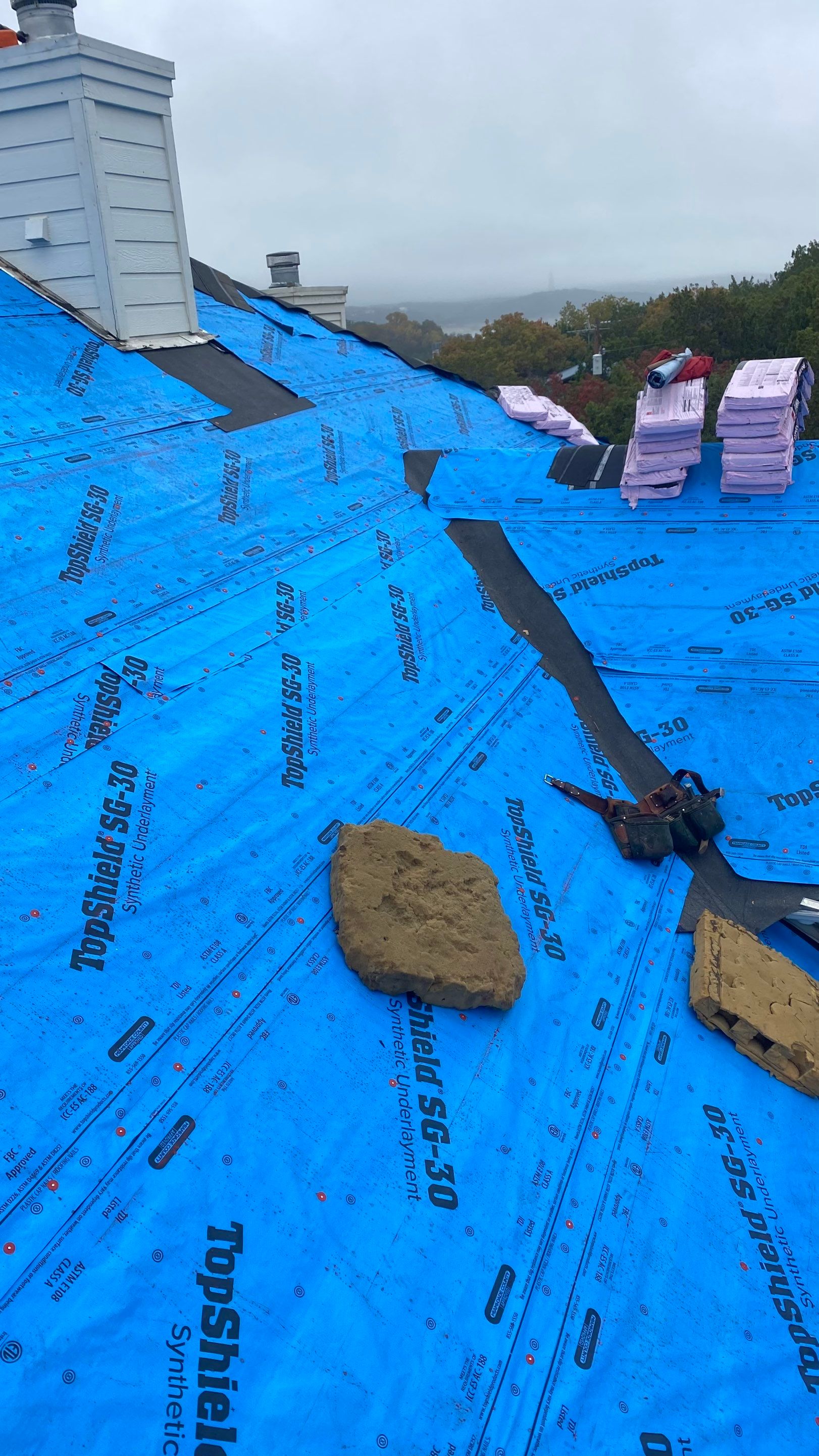 Residential Roof Replacement using Owens Corning 30 year Architectural Shingles by Premier Roofing and Contracting