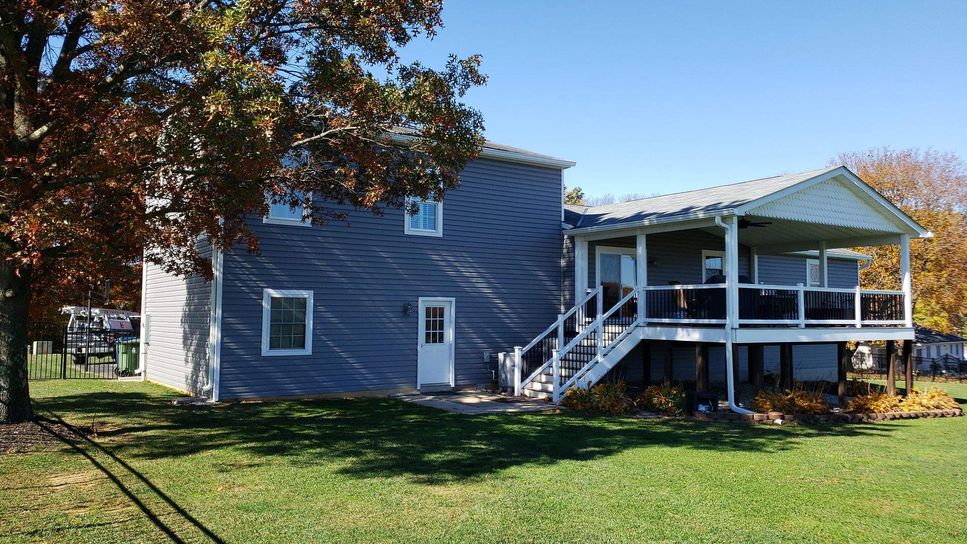 Siding, Window & Door Installation by Roof Right Inc