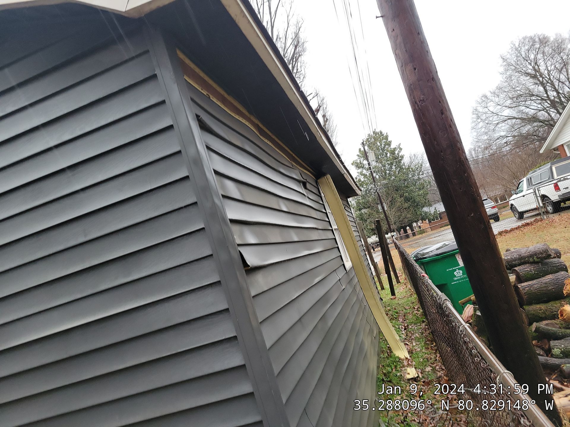 Charlotte- Williamsburg Gray by Merritt Roofing LLC