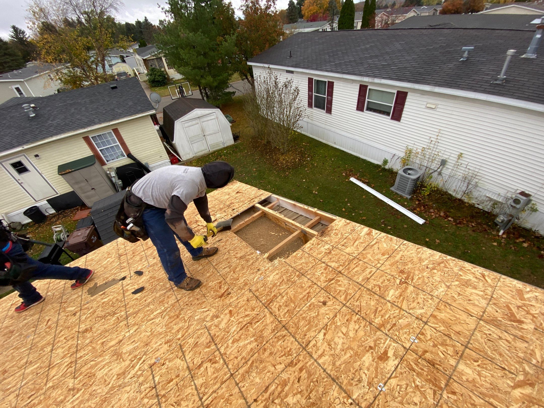 Roof Replacement using CertainTeed Landmark by 180 Contractors